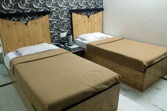 Hotel Anand, New Delhi 3